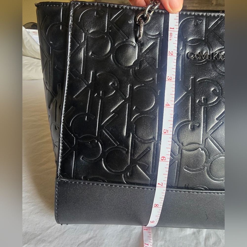 Calvin Klein Black Purse - Picture 6 of 7